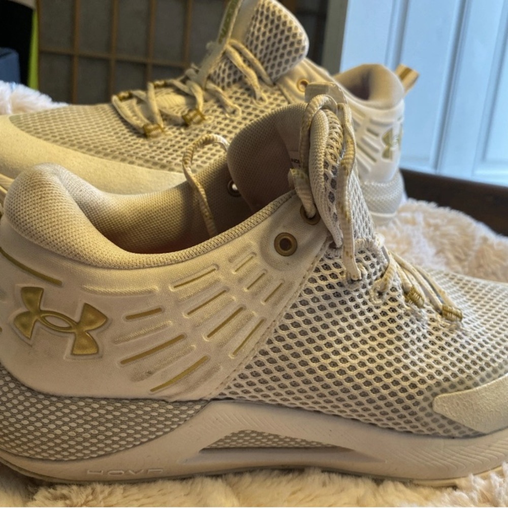 Under Armour Light Tan Mesh Sneakers